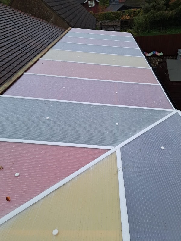 Coloured Polycarbonate Shelter